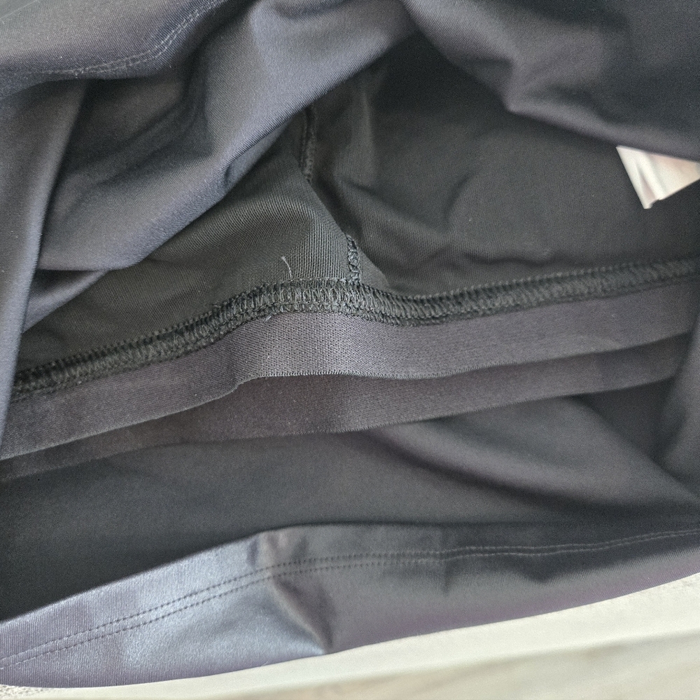 Fabletics Black Shine Sports Bra Size Small - Picture 5 of 7